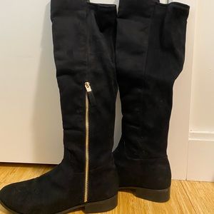 Aldo High-Knee black suede boot
